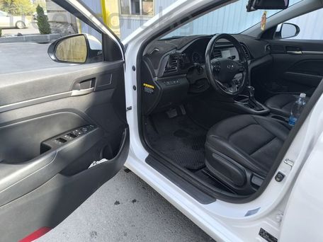 Hyundai Avante, 2018 — сүрөт 8