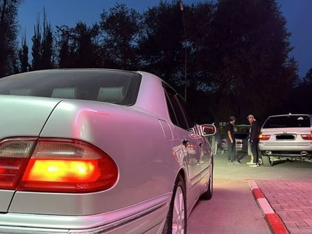 Mercedes-Benz E-Класс, 2000 — 照片 7