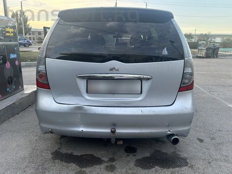 Mitsubishi Grandis, 2004 — 照片 6