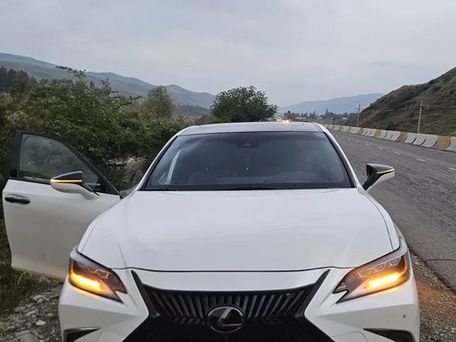 Lexus ES, 2019 — 照片 4