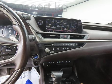 Lexus ES, 2020 — photo 8
