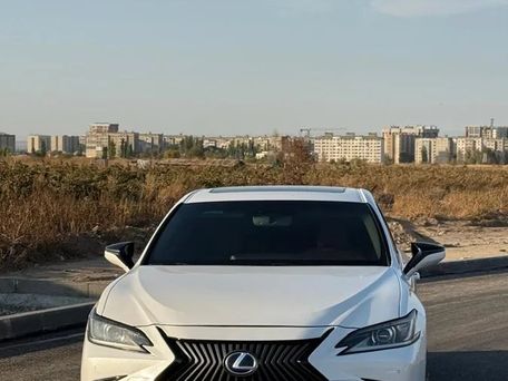 Lexus ES, 2019 — 照片 1