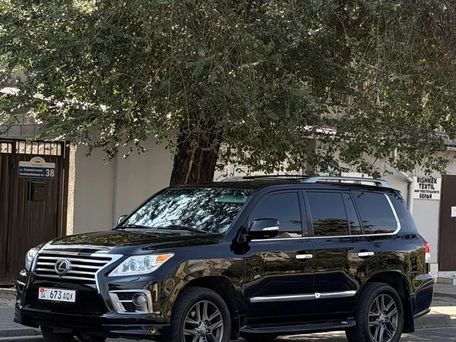 Lexus LX, 2008