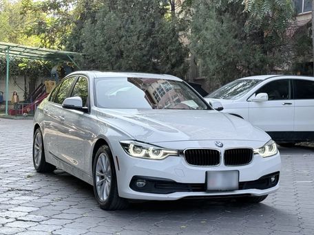 BMW 3 серии, 2018 — 照片 2