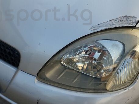 Toyota Vitz, 1999 — 照片 17