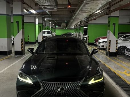 Lexus ES, 2019 — 照片 1