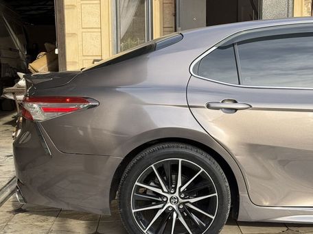 Toyota Camry, 2019 — фото 10