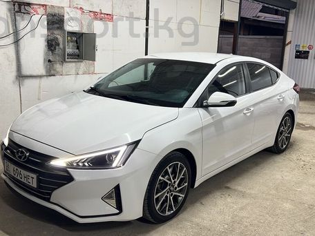 Hyundai Avante, 2018 — фото 1