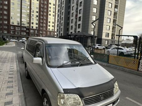 Honda Stepwgn, 2000 — photo 2