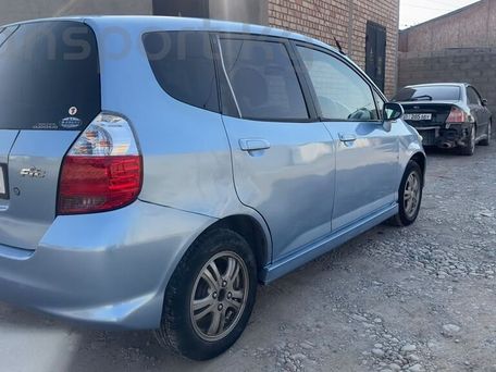 Honda Fit, 2003 — photo 3