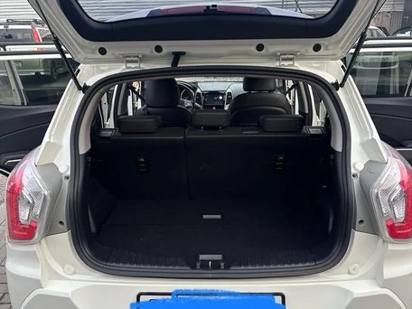 SsangYong Tivoli, 2018 — photo 7