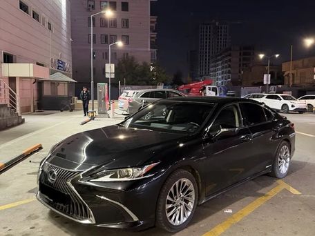 Lexus ES, 2019 — 照片 1