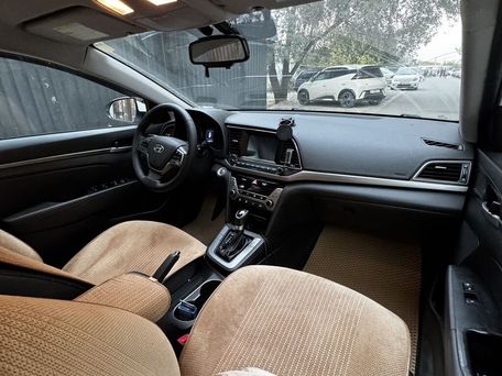Hyundai Elantra, 2017 — фото 9