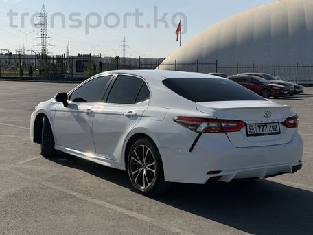 Toyota Camry, 2018 — 照片 6