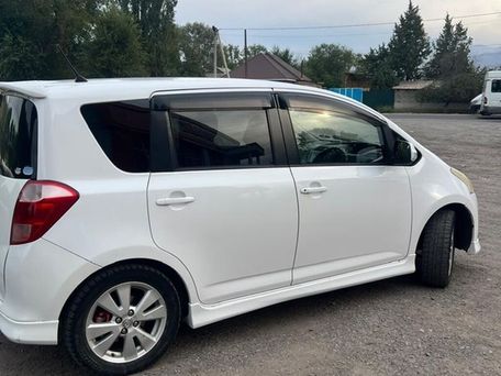 Toyota Ractis, 2005 — сүрөт 3
