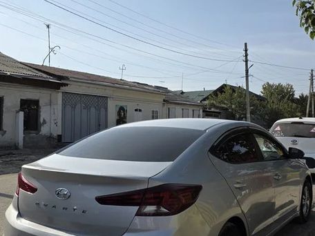 Hyundai Avante, 2019 — photo 4