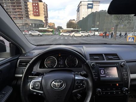 Toyota Camry, 2017 — photo 3