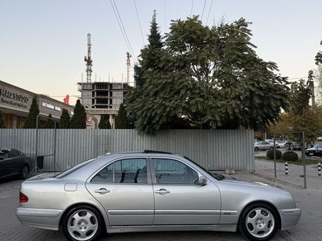 Mercedes-Benz E-Class, 2001 — сүрөт 12