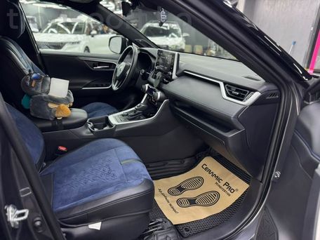 Toyota RAV4, 2020 — сүрөт 11