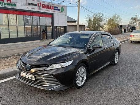 Toyota Camry, 2018