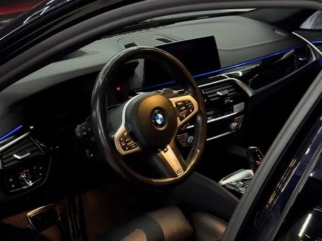 BMW 5 серии, 2019 — 照片 7