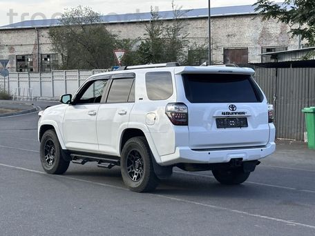 Toyota 4Runner, 2019 — сүрөт 6