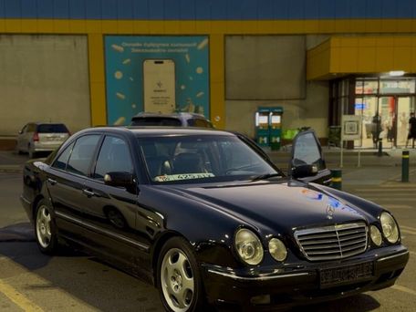 Mercedes-Benz E-Класс, 2001