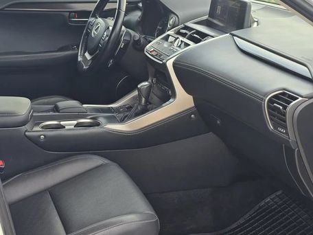 Lexus NX, 2017 — сүрөт 10