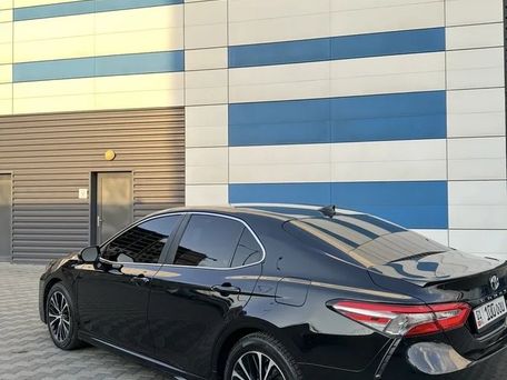 Toyota Camry, 2018 — сүрөт 2