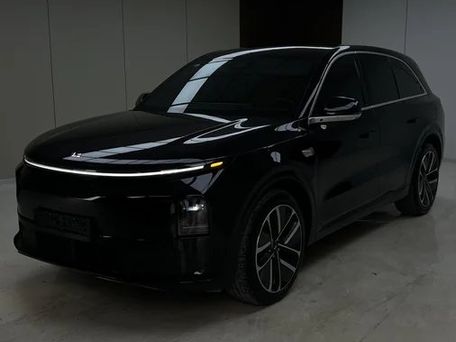 Li Auto (Lixiang) L6, 2025 — 照片 1