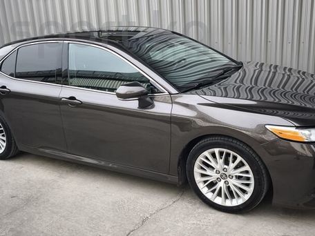 Toyota Camry, 2018 — 照片 4
