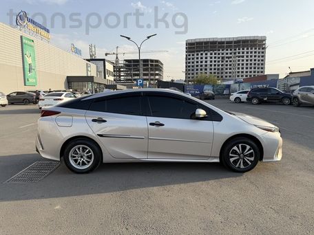 Toyota Prius, 2017 — 照片 7