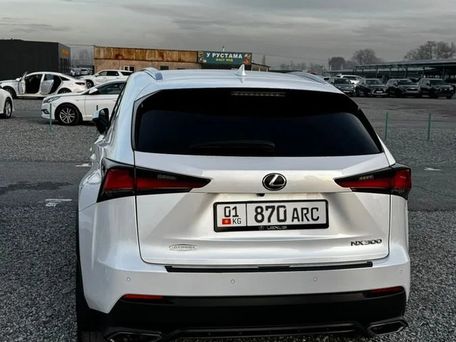 Lexus NX, 2018 — 照片 4