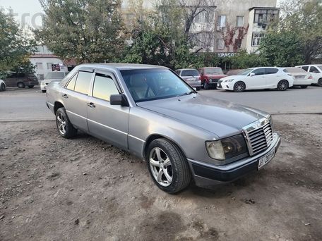 Mercedes-Benz E-Класс, 1992 — photo 2