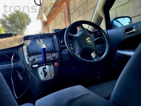 Honda Stream, 2003 — фото 10