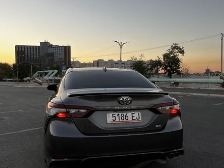 Toyota Camry, 2021 — фото 3