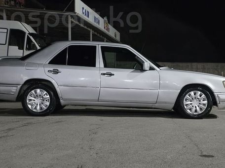 Mercedes-Benz W124, 1996 — photo 5