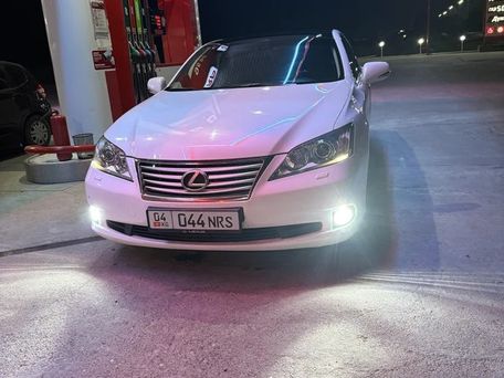 Lexus ES, 2011 — photo 1