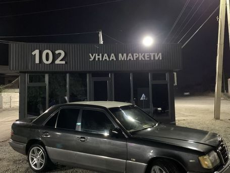 Mercedes-Benz W124, 1993
