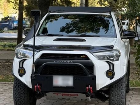 Toyota 4Runner, 2018 — фото 1