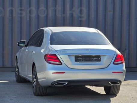 Mercedes-Benz E-Класс, 2020 — фото 7