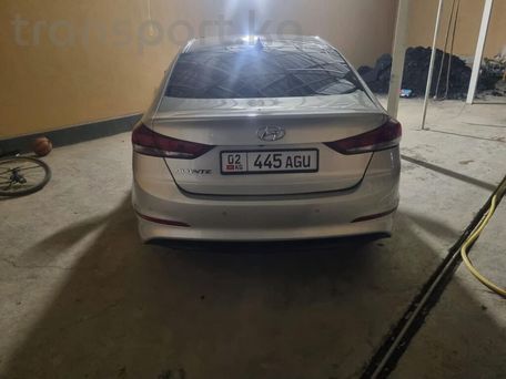 Hyundai Avante, 2017 — сүрөт 6