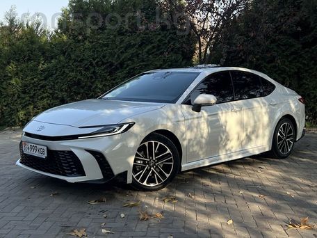 Toyota Camry, 2025 — 照片 2
