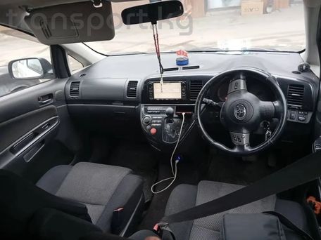Toyota Wish, 2003 — photo 3