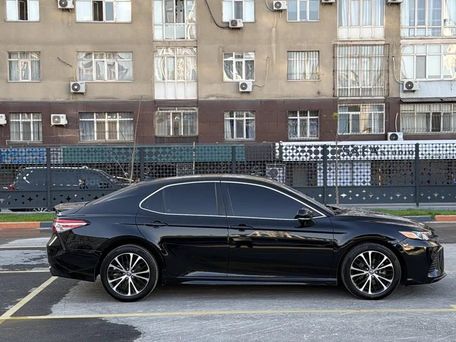 Toyota Camry, 2019 — photo 4