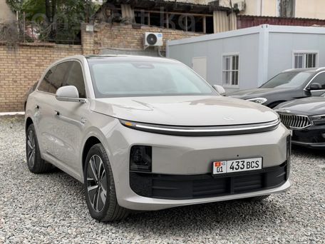 Li Auto (Lixiang) L6, 2024 — 照片 3