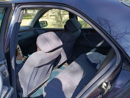 Mercedes-Benz E-Класс, 2002 — photo 10