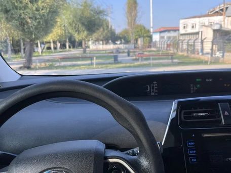 Toyota Prius, 2018 — photo 5