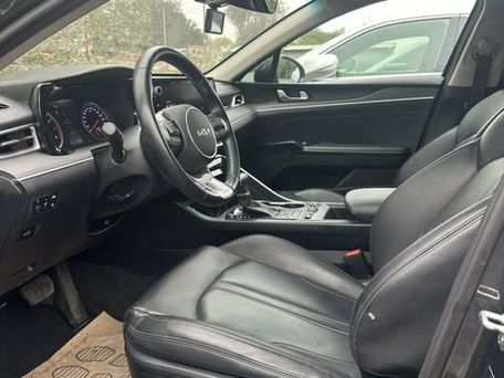 Kia K5, 2022 — photo 18