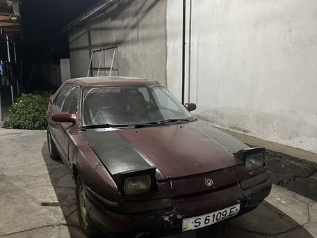 Mazda 323, 1993 — 照片 2